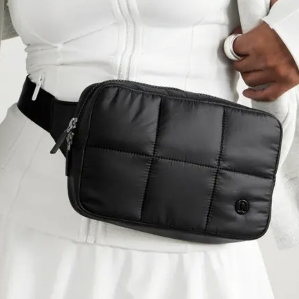 Lululemon black quilted shell belt bag